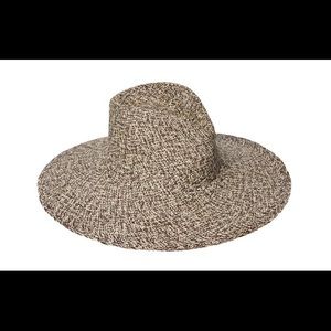 Nwot Clyde Pinch Panama Pinch in Beige and Tan Mix